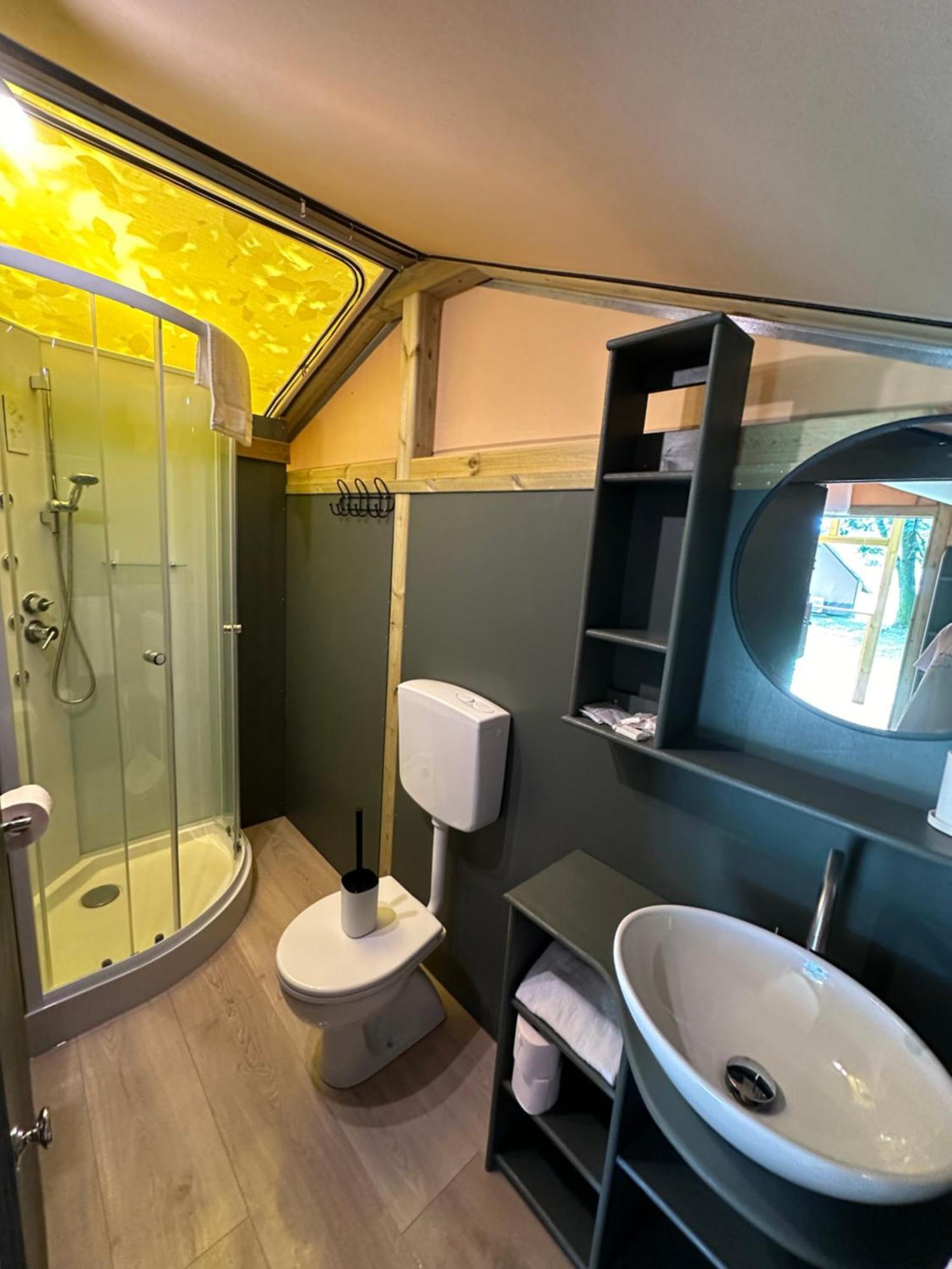 Glamping Camping Rivabella Lecco Eksteriør billede
